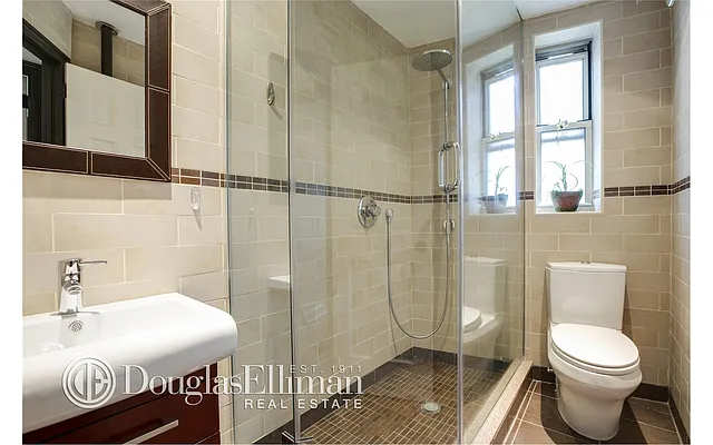 Sold by Douglas Elliman | media 15