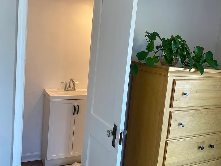 1105 E Maple Rd #2 — Photo 13