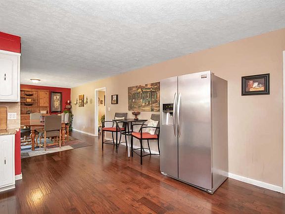 5th image of 1705 N H St