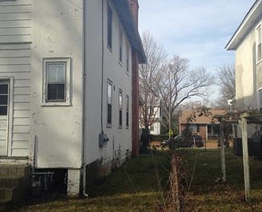5th image of 3213 Hanes Ave