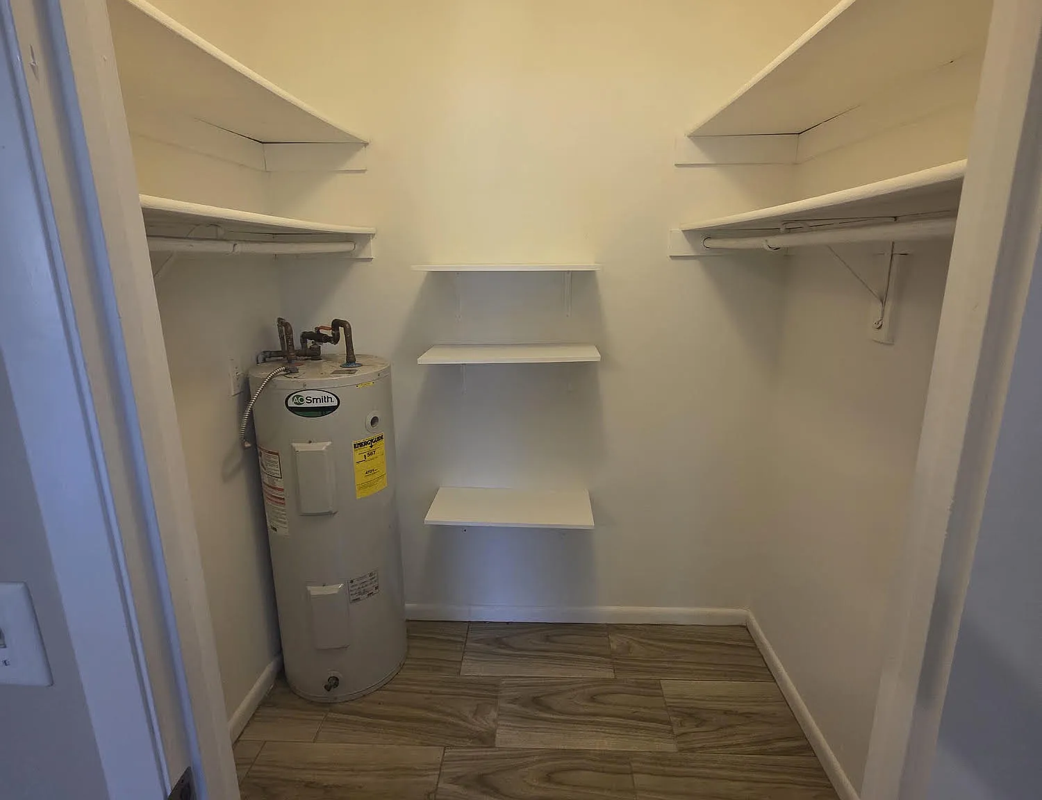 1 bed, 550 sqft, $950 — Photo 2