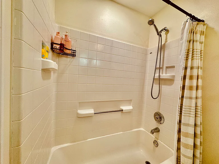 232 Concord Ln — Photo 17