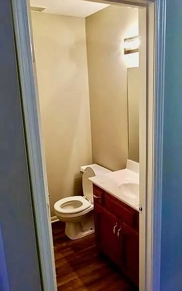 15164 Glenwood Ave — Photo 10