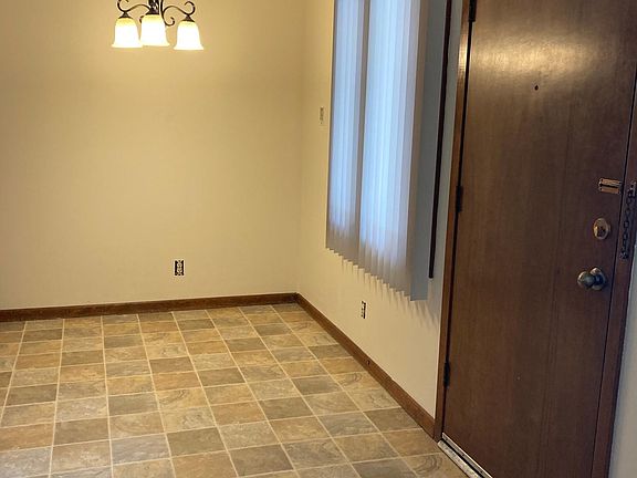 3rd image of 4530 Bancroft Ave APT 2