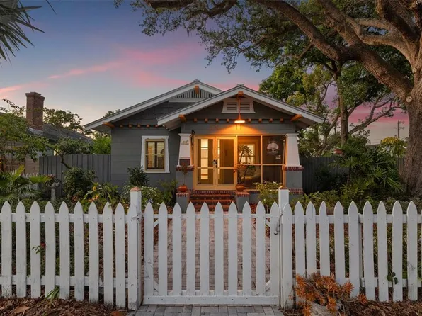 2121 Dartmouth Ave N, Saint Petersburg, FL 33713