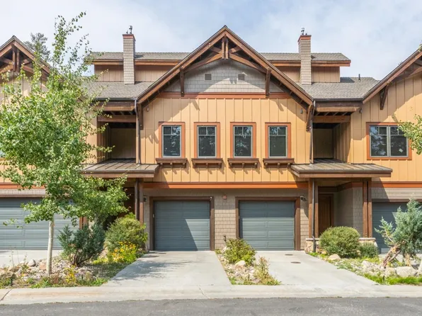 1295 W Bear Lake Dr #22, Mammoth Lakes, CA 93546