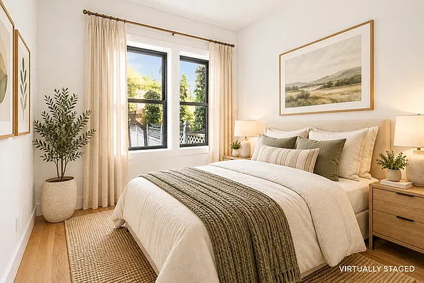 Bedroom, photo 2