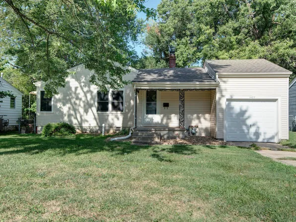 1427 S Pickwick Avenue, Springfield, MO 65804