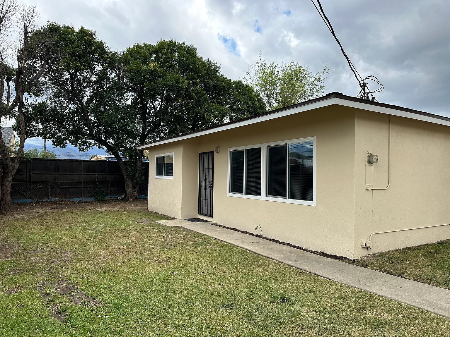 2 bed, 900 sqft, $2,950 — Photo 1