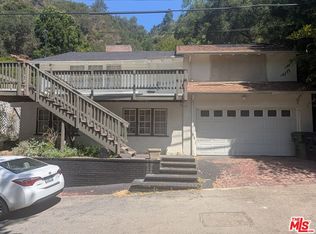 9699 Yoakum Dr, Beverly Hills, CA 90210