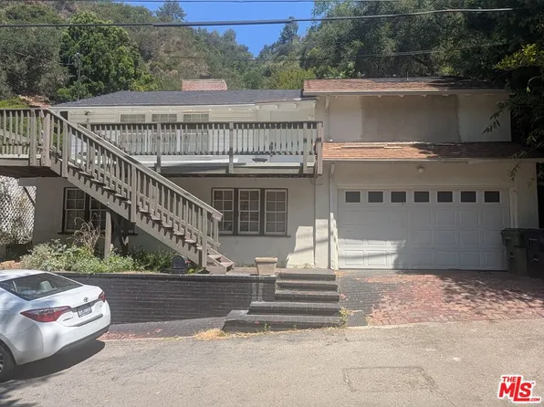 9699 Yoakum Dr, Beverly Hills, CA 90210