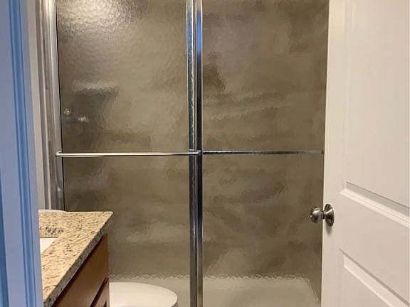 4th image of 4632 Centre Ave APT 12