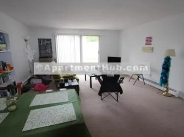 42 Belmont St #22, Somerville, MA 02143