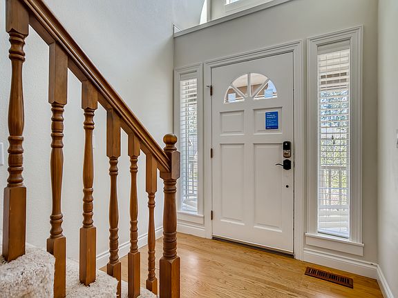 4th image of 22651 Clark St