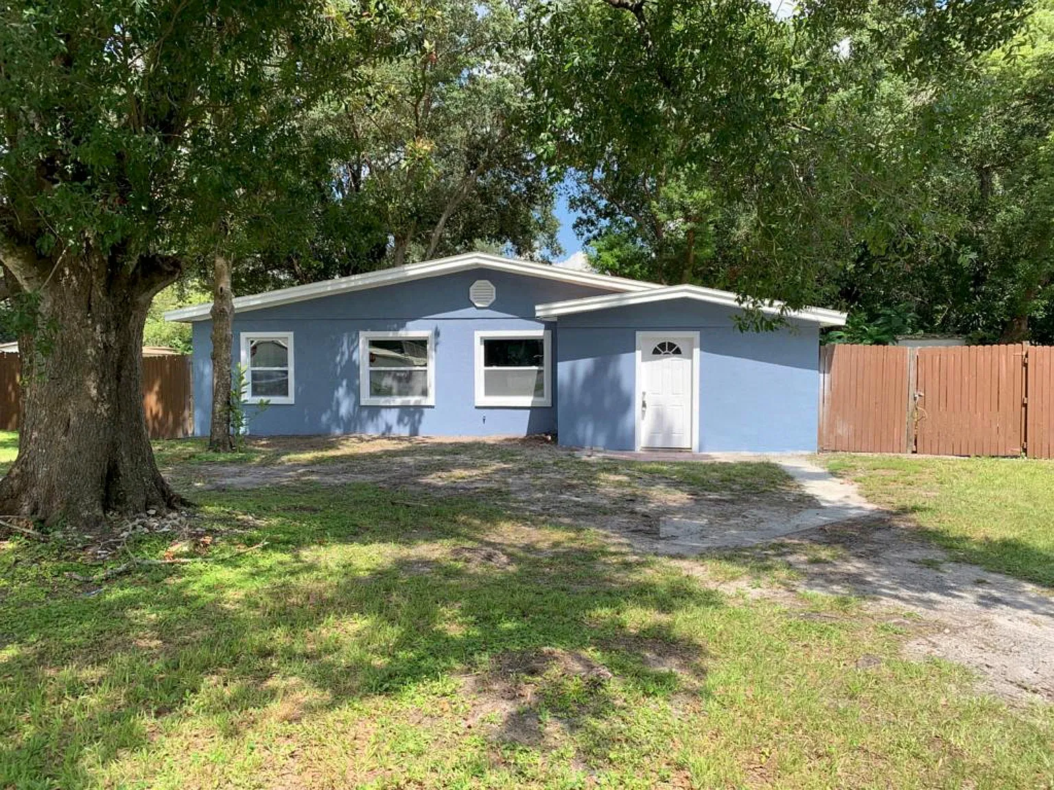 4 bed, 1260 sqft, $1,550 — Photo 3