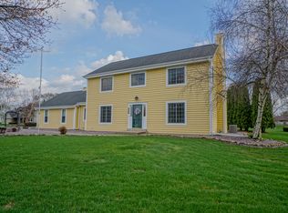 600 Rae Dr, Hartland, WI 53029