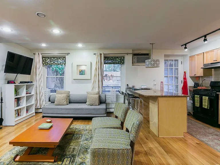 32 E 3rd St #GARDEN — Photo 4