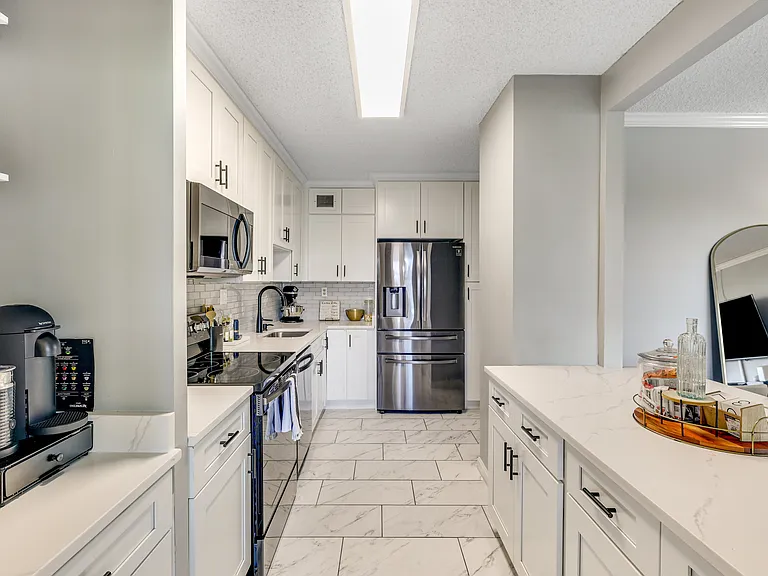 5500 Holmes Run Pkwy #510 — Photo 8