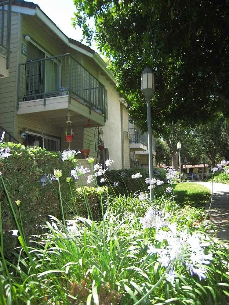 Emeritus Park Senior Apartments — Photo 1