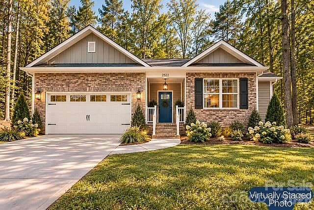 1st image of 2522 Lazy Oak Dr