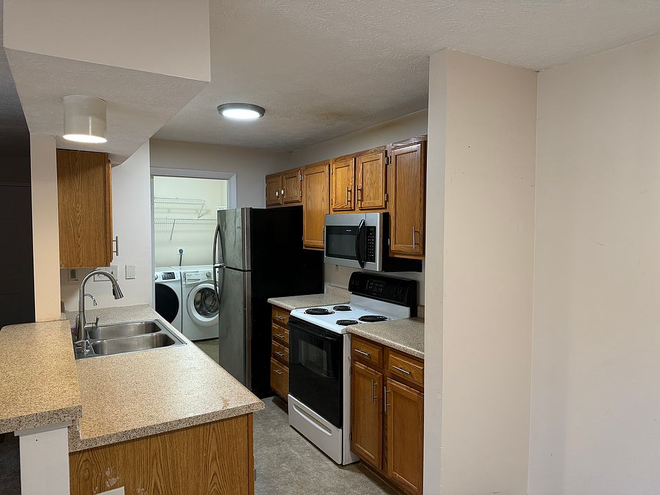 1st image of 8939 Eagleview Dr APT 7
