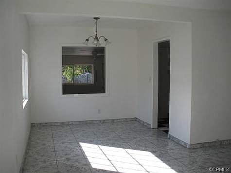 3rd image of 5822 Merito Ave