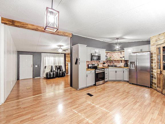 4th image of 5515 Bayou Black Dr