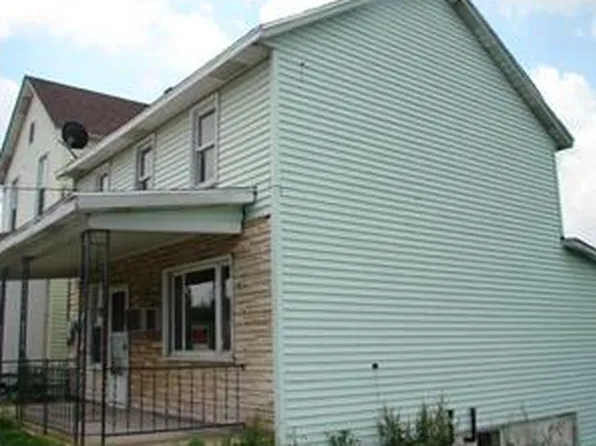 911 Lohr St, Central City, PA 15926
