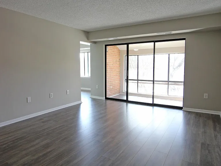 10208 Bushman Dr #421 — Photo 4