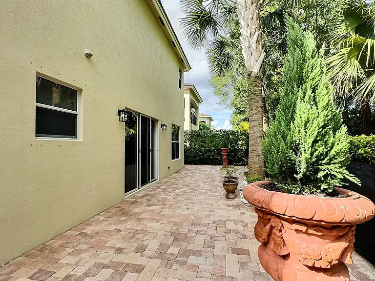 9183 Nugent Trl — Photo 32