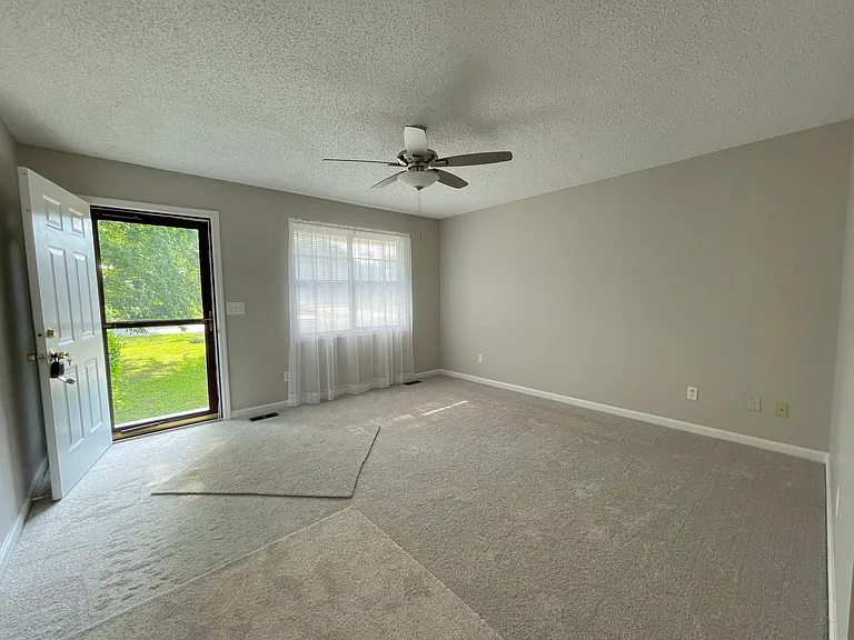 160 Guy Wilson Rd — Photo 24