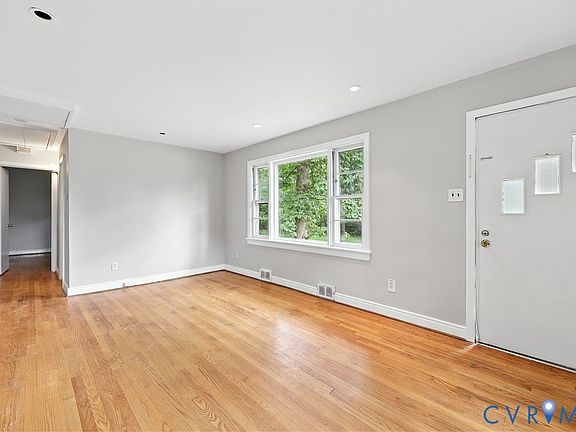 5th image of 8521 Mark Lawn Dr