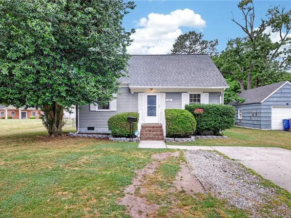 635 Harpersville Rd, Newport News, VA 23601