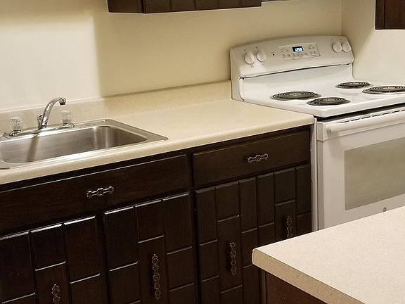 4th image of 969 N Downing St APT 102