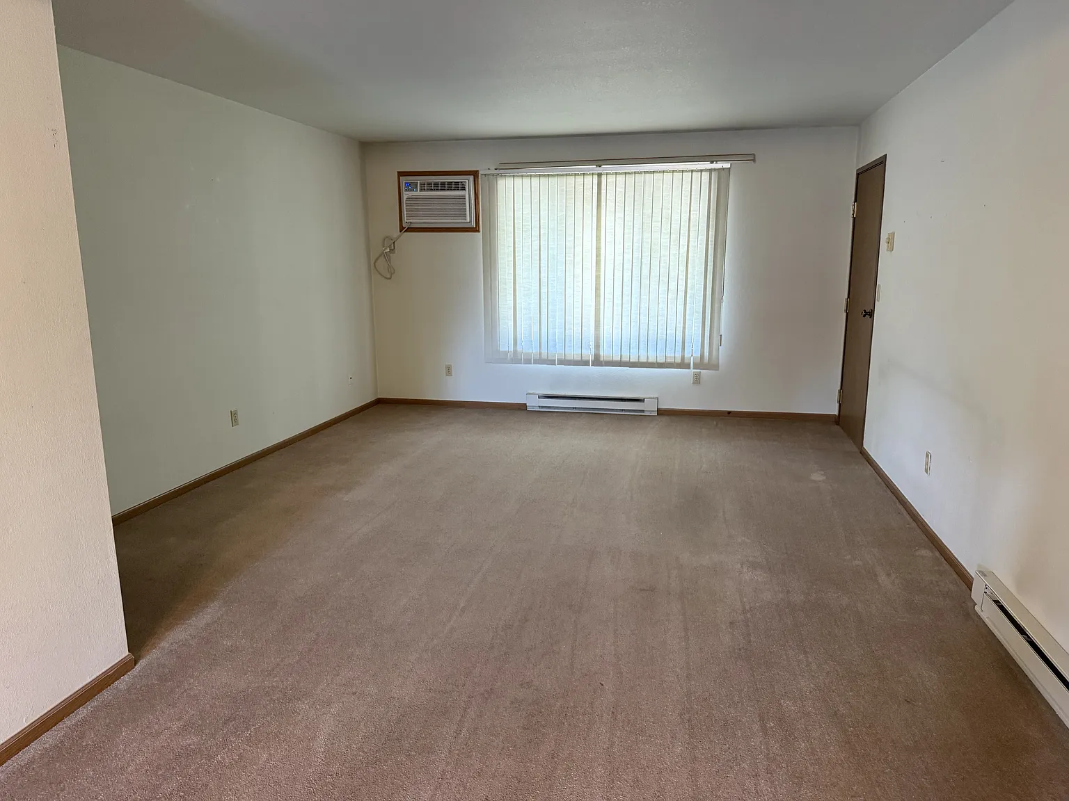 460 South Main Street - 3 — Photo 2
