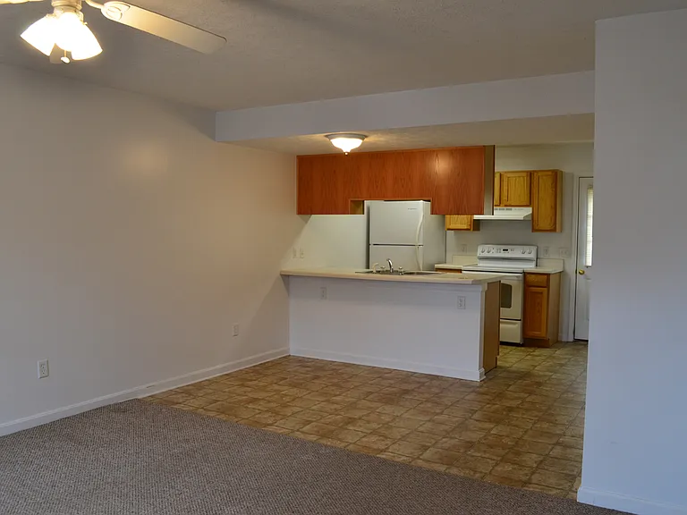 171 Sandy Ln — Photo 3