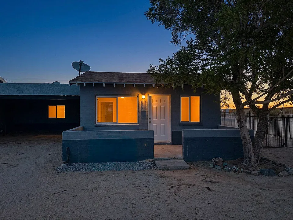 6413-6431 Mariposa Ave #6423