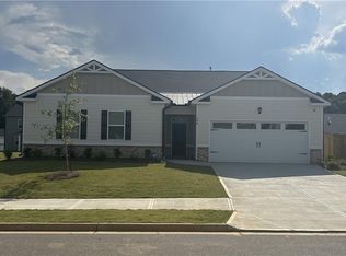 359 Condor Ct, Statham, GA 30666