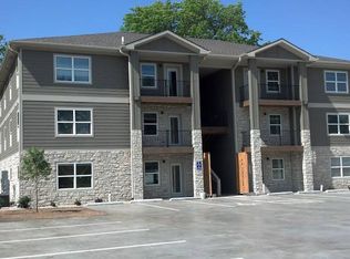1023 Thurston St #6, Manhattan, KS 66502