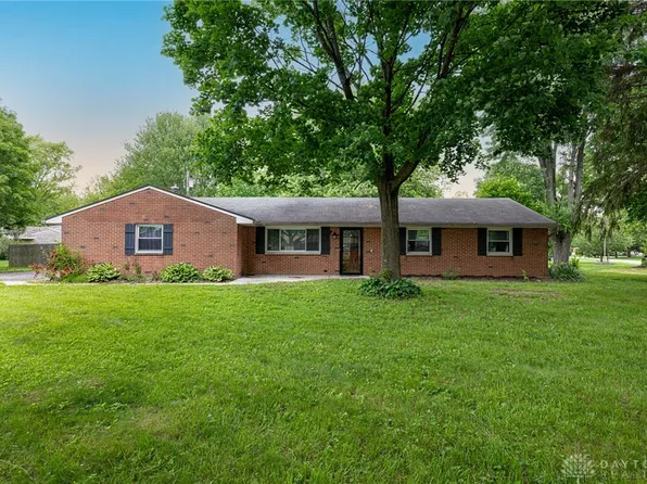 1172 Bay Ln, Dayton, OH 45430