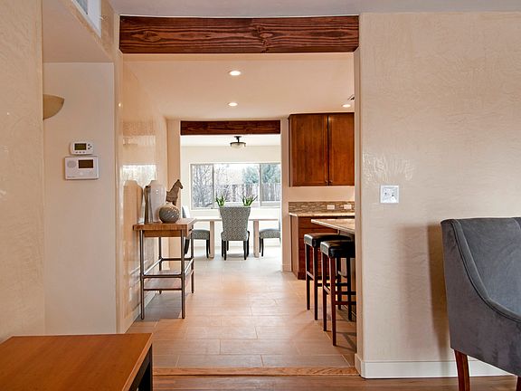 4th image of 109 Solana Dr