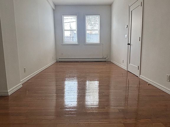 2nd image of 755 E 133rd St Floor 1