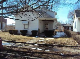 16 N 7th St, West Terre Haute, IN 47885