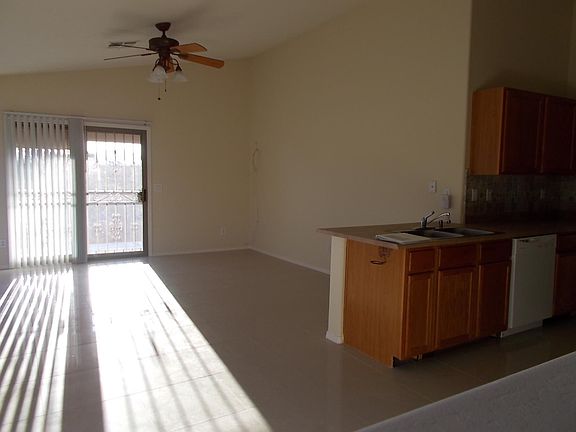 5th image of 14734 N 148th Ave