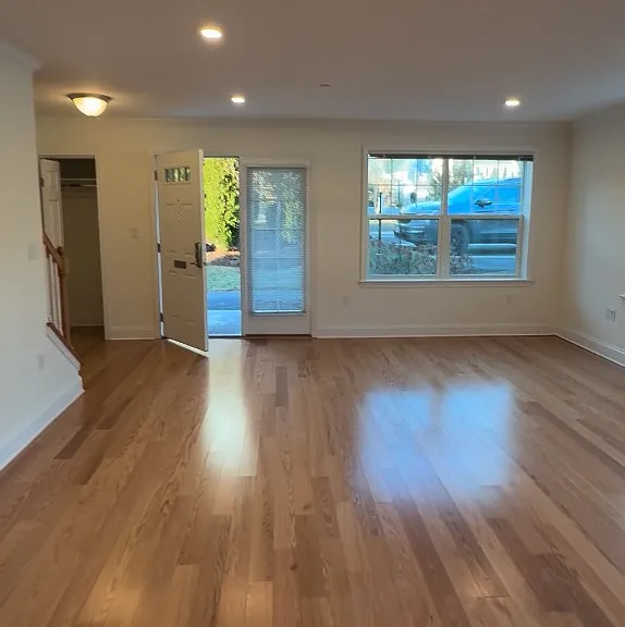 218 Ellery Ct — Photo 21