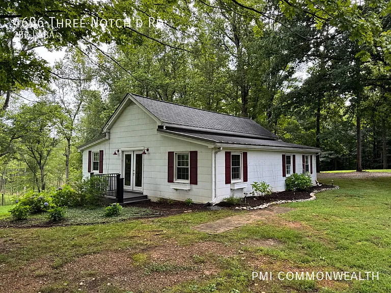 4696 Three Notch D Rd — Photo 3