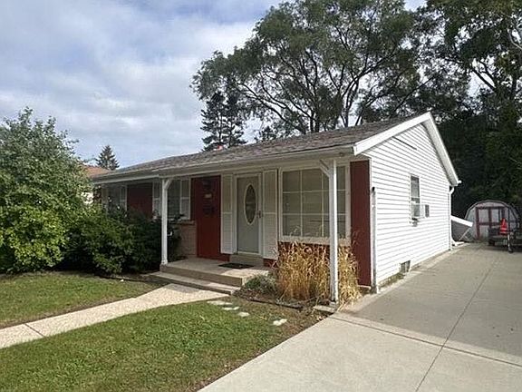 2nd image of 6708 N 51st St