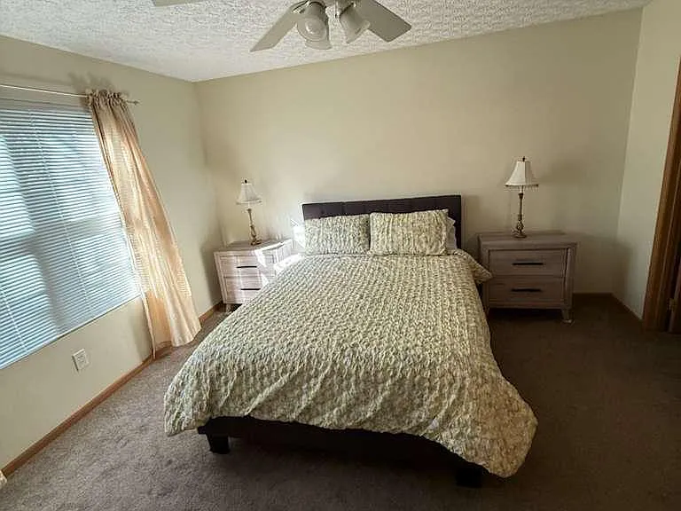 8282 Mira St — Photo 24