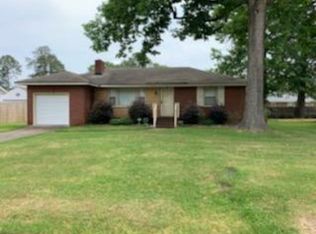 305 Leonard Rd, Portsmouth, VA 23701