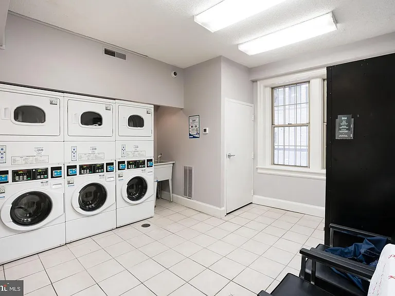 1401 Columbia Rd NW #215 — Photo 30